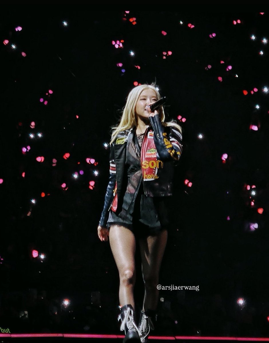 roseannepics's tweet image. 💫