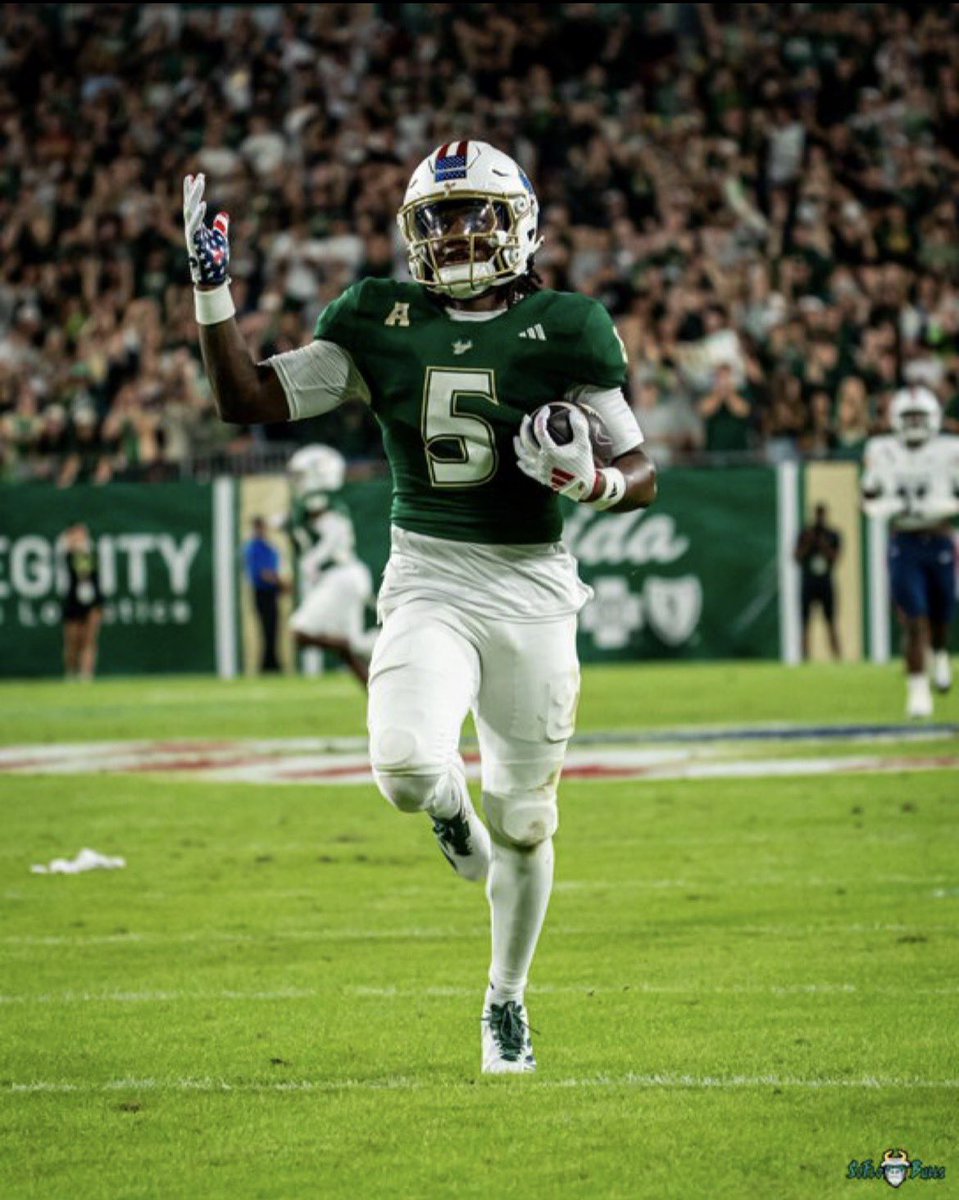 After a great talk with <a href="/Coach_DVD/">DeMarcus Van Dyke</a> im proud to say I have received a offer from the university of South Florida🟢⚪️GO BULLS🤘🏽!!!!!! <a href="/_CoachCarroll_/">ZHSBulldogFootball</a> <a href="/PascoCountyFB/">PascoCountyFB</a> <a href="/Andy_Villamarzo/">Andy Villamarzo</a> <a href="/SuncoastPreps/">Suncoast Preps</a> <a href="/Rivals/">Rivals</a> <a href="/damien_pickett/">Damien E Pickett Sr</a>