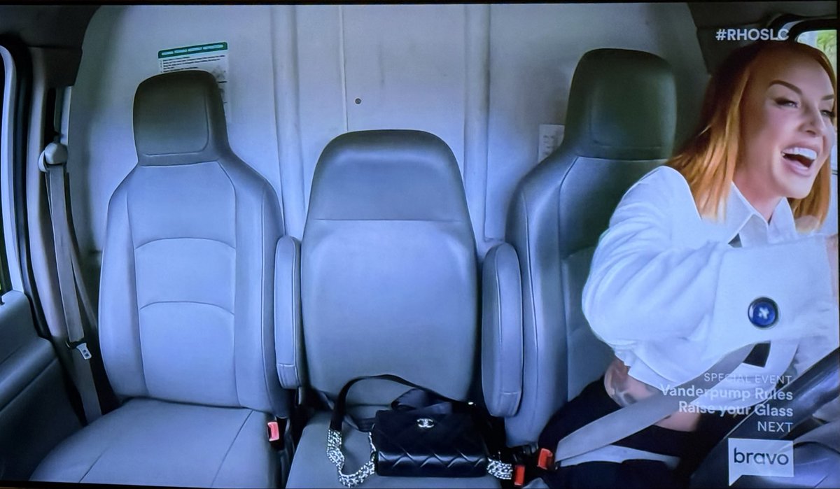 They’re so extra with this big ass truck.

I’m so sick of Whitney and Heather this episode. Did we really need to witness Heathers mattress journey? 🙄

#RHOSLC