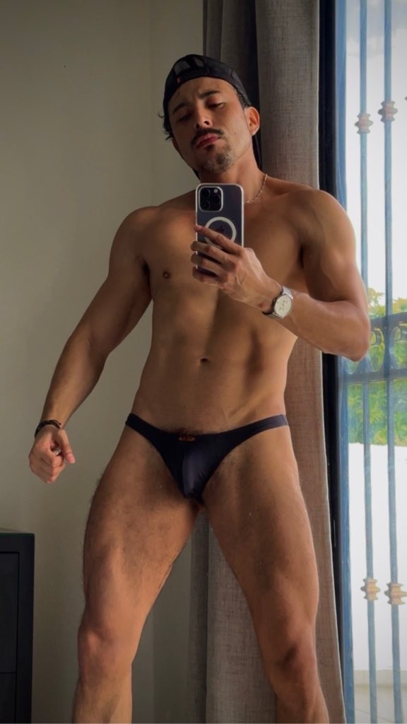 #onlyfans y #telegram cerrados !
Fue una etapa que disfruté en su momento, pero todo tiene un fin, 
Ahora es momento de hacer otras cosas en mi vida….