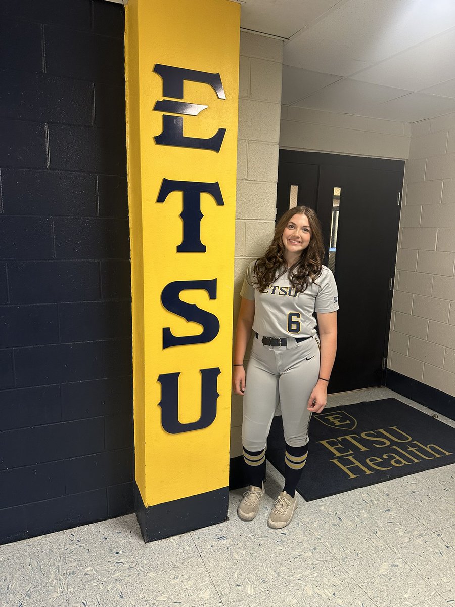 reagan_baker88's tweet image. Finally committed!! #GoBucs #committed @TakeCharge_SB @GoldHankins