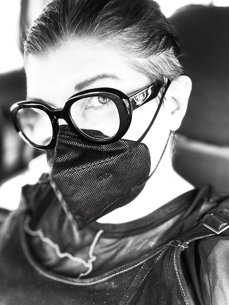 It’s hard right now for disabled people.

Help each other.
Stay alive.

The disability rights movement needs every one of us. 

Keep going.

Image: black and white photo of a middle aged woman with a black face mask.