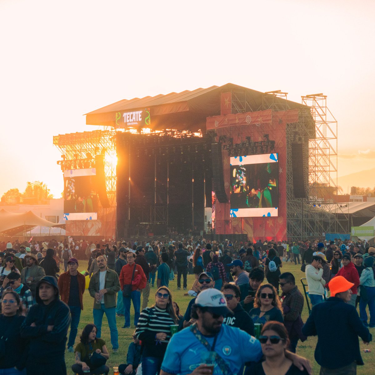 tuPUNKCASTfav's tweet image. Los rostros del @TecateComuna 🤠

📸: @CesarCY_
#TecateComuna