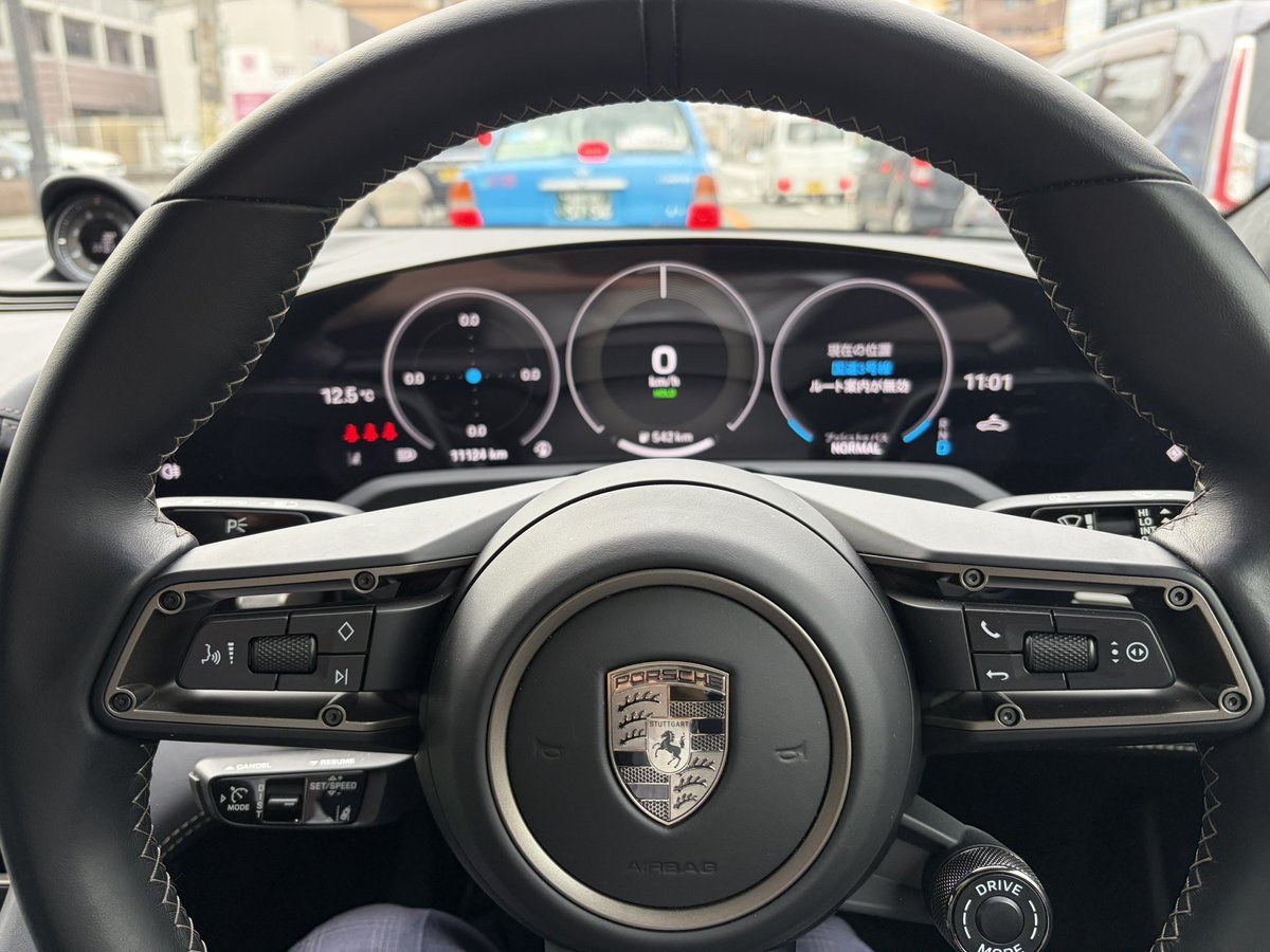 代車が踏み間違えたら人が死にそうな車だった