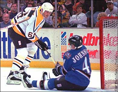 pre2000hockey's tweet image. #vintagehockey #capitals #penguins