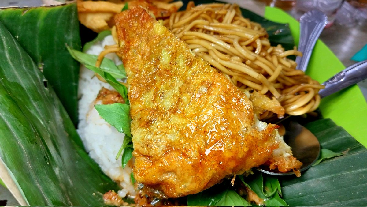 Penikmat Makan Enak tweet media