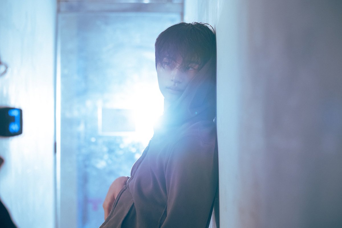 [📷]

The Cover for NOVEMBER 2025 Issue
of <DAZED> KOREA
Behind Photo📸

🔗 weverse.io/byeonwooseok/m…

#변우석 #Byeonwooseok
#DAZEDKOREA
#바로엔터테인먼트 #VAROentertainment