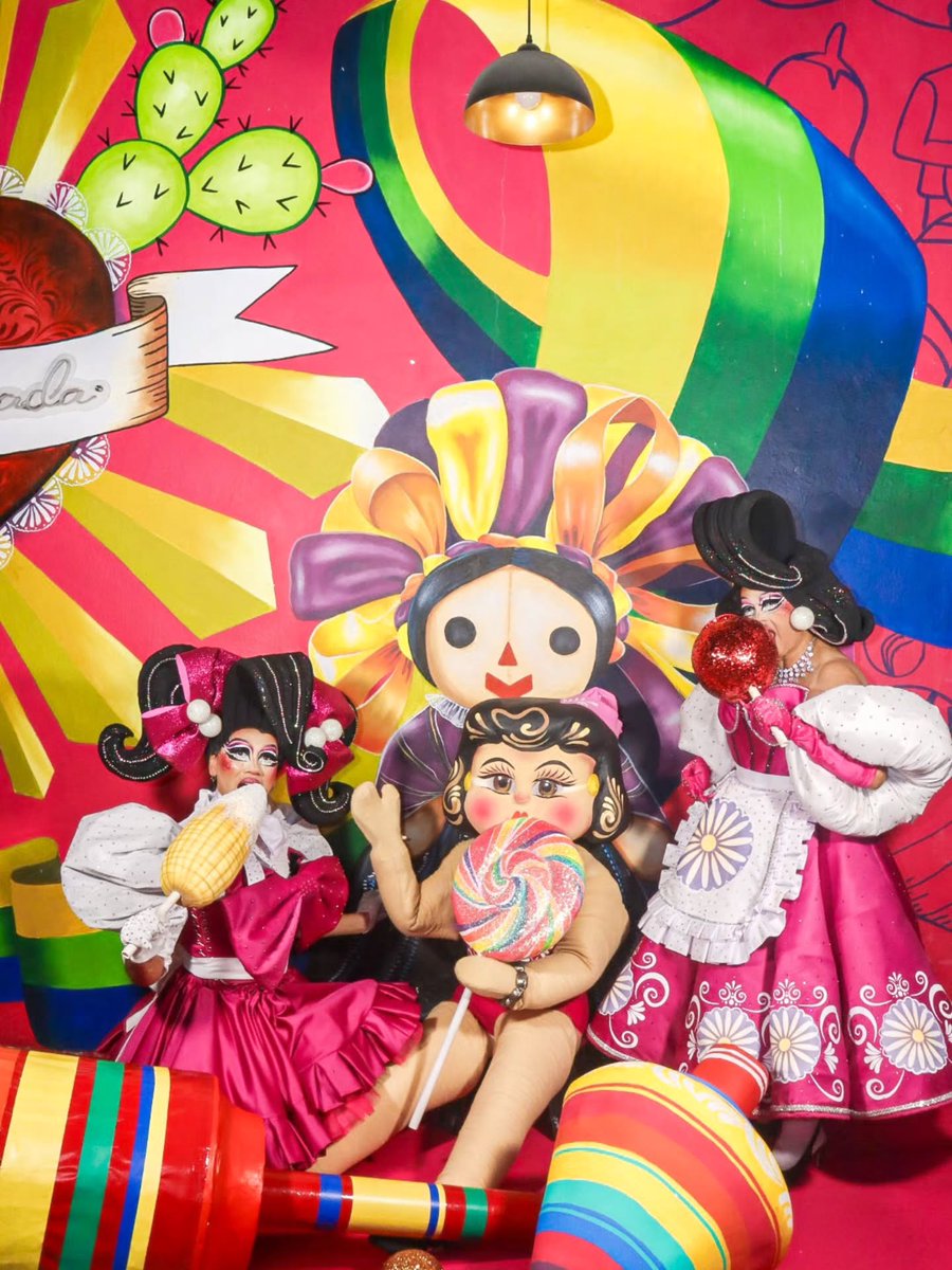 DragBasee's tweet image. Nayla Downs &amp;amp; her mom looking stunning in new photos for the family resemblance challenge. &quot;La Más Lupita&quot;.     #LMD7