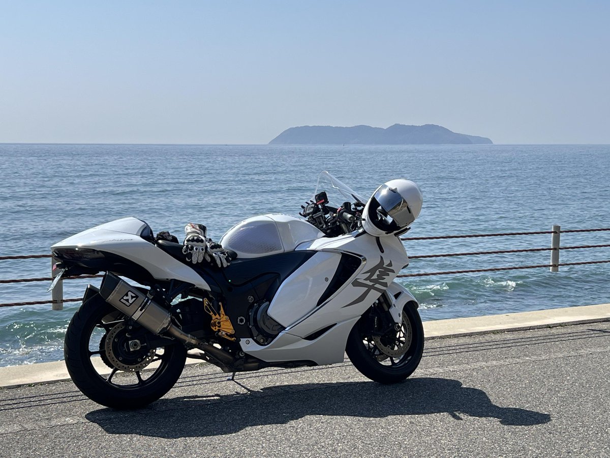 VinayManohar5's tweet image. バイクって、止まってる姿もかっこいい。
帰りたくなくなる午後だった。
#バイク好きと繋がりたい #ツーリング記録 #休日の楽しみ