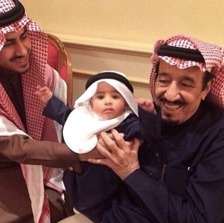 HRHMBNSALMAAN's tweet photo. ربي احفظه بعينك التي لا تنام https://t.co/EkPmWG3Prq