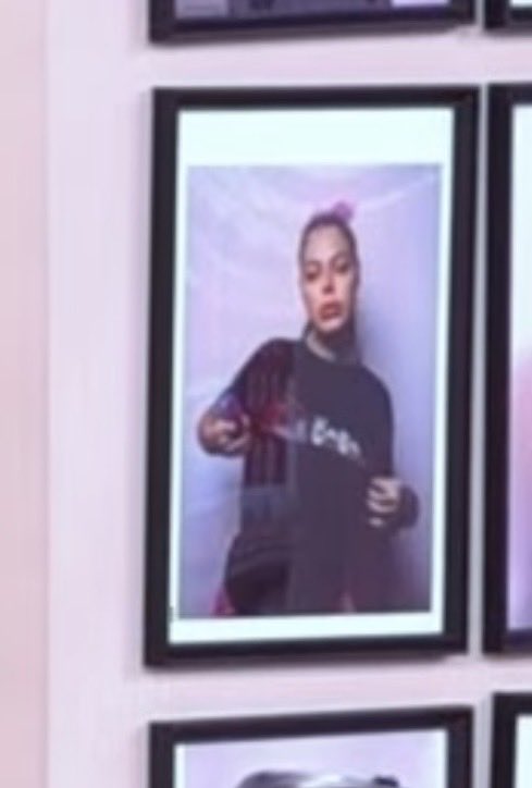 _Nikki077's tweet image. Su fotito 👑
 #PandillaGateX