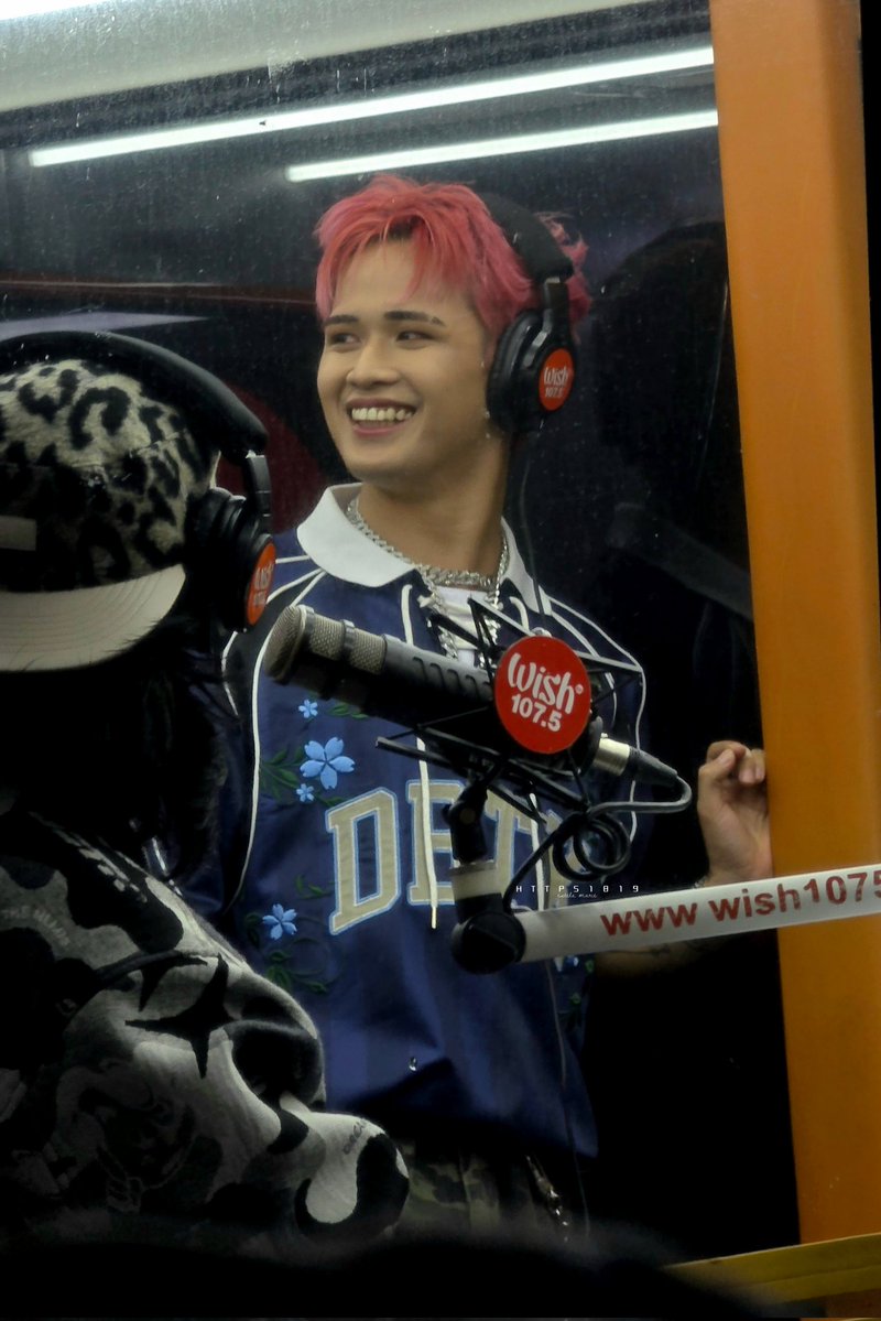 https1819's tweet image. more Alas 🥹

DESTINO WISH BUS
#ALAMATDestino #ALAMAT 
#ALAMAT_ALAS