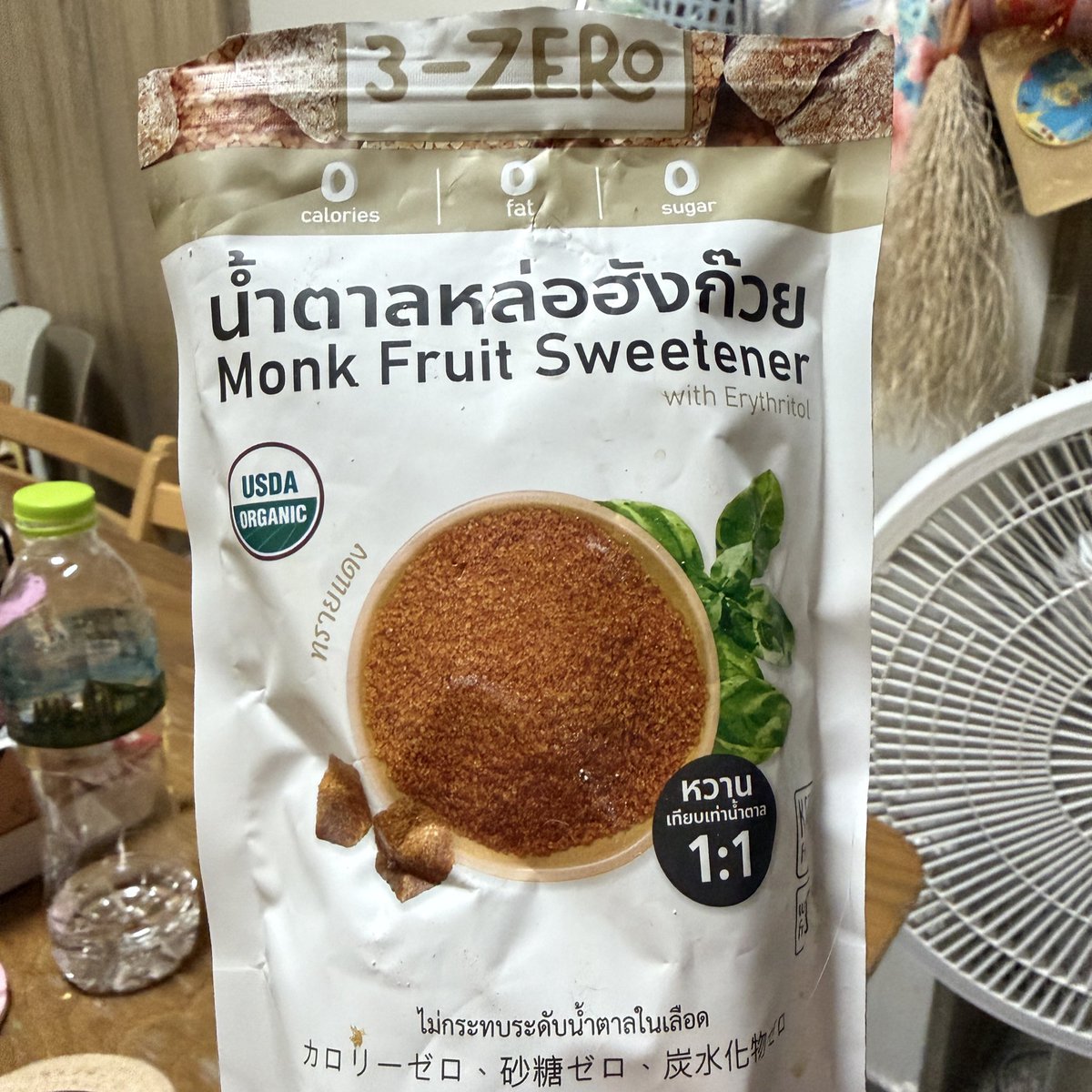 muay_ly's tweet photo. ติดหวาน แต่อยากลดหุ่น เรากินน้ำตาลอันนี้ 3-ZERO น้ำตาลหล่อฮังก๊วย มีแบบสีขาว สีน้ำตาล รสชาติปกติมากก ไม่มีกลิ่น ไม่ติดขม กินหวานได้สบายใจ
#ใช้ดีบอกต่อ  #ไดเอท #ติดหวาน https://t.co/IIhcaVxs6d