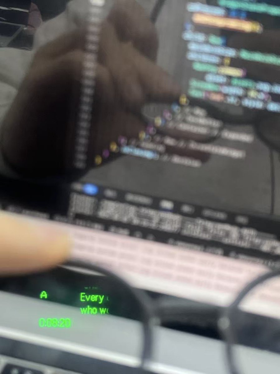 iOS_App_Startup's tweet image. Coding，developing excellent AR glasses…

#Coding #Gemini