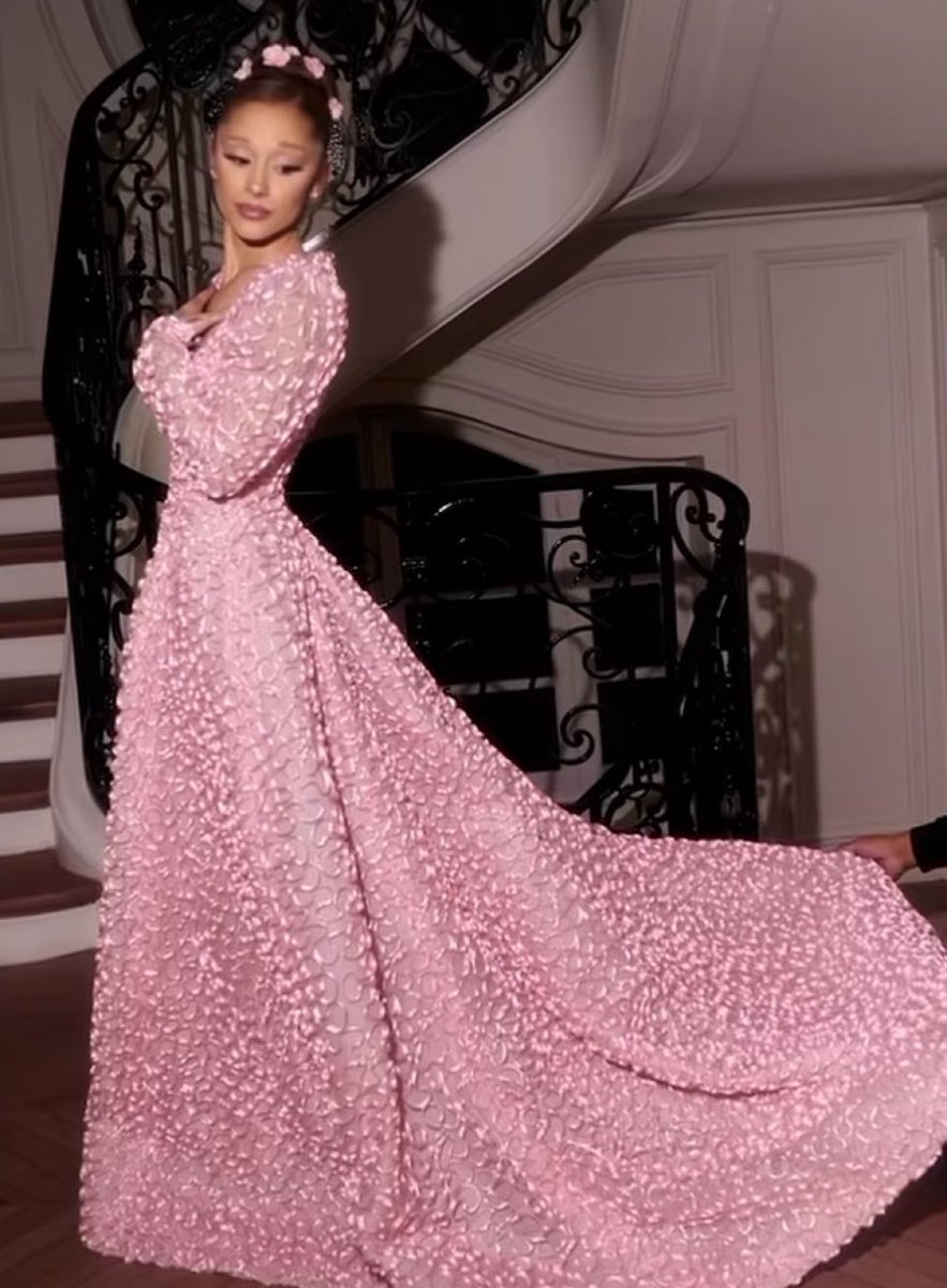 myhairposi's tweet image. morro que ela é 8 ou 80