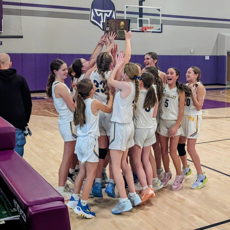 Congratulations to the 7th grade girls basketball team on winning their 7 3A IESA Regional Championship over El Paso Tuesday night!  Go Vikings!