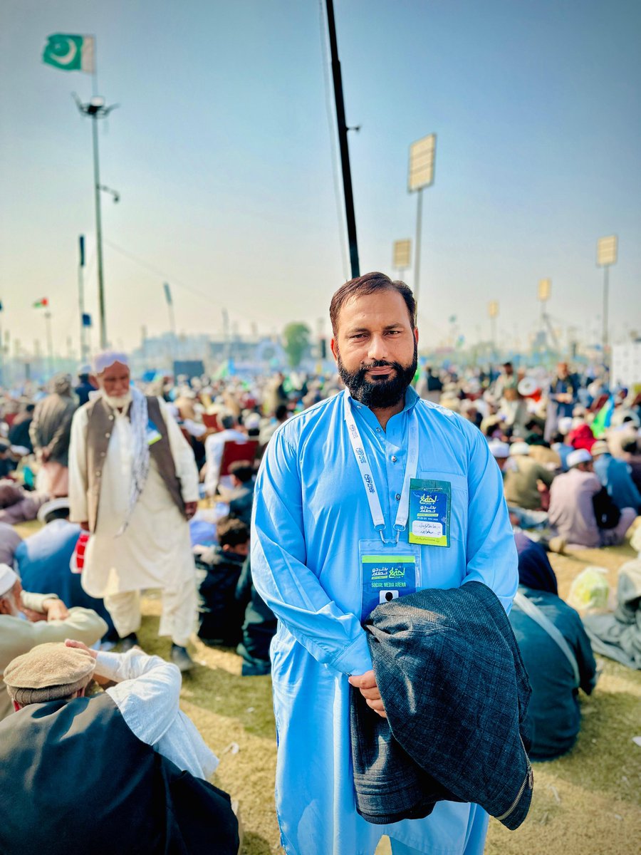 umarfarooqji's tweet photo. سنہری یادیں ❤️ 

#TeamBinUmar
 #بدل_دو_نظام_اجتماع_عام #IjtmaeAam2025 #JamaatIslamiPakistan #MinarePakistan  #lahore #JamaateIslami
#اجتماع_عام_شکریہ_پاکستان https://t.co/t800y9J1f7