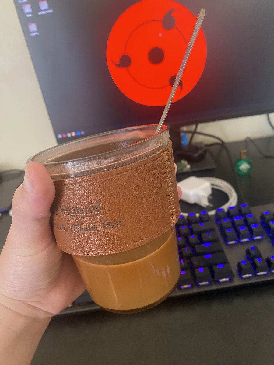 daveindiedev's tweet image. When I first started, everything felt difficult, and I had no idea how far I could go.

Six months passed — I launched a few SaaS/apps. Most of them failed, but I kept going. I’ll stay persistent until I succeed.

btw, a morning cup of coffee for an energetic day.