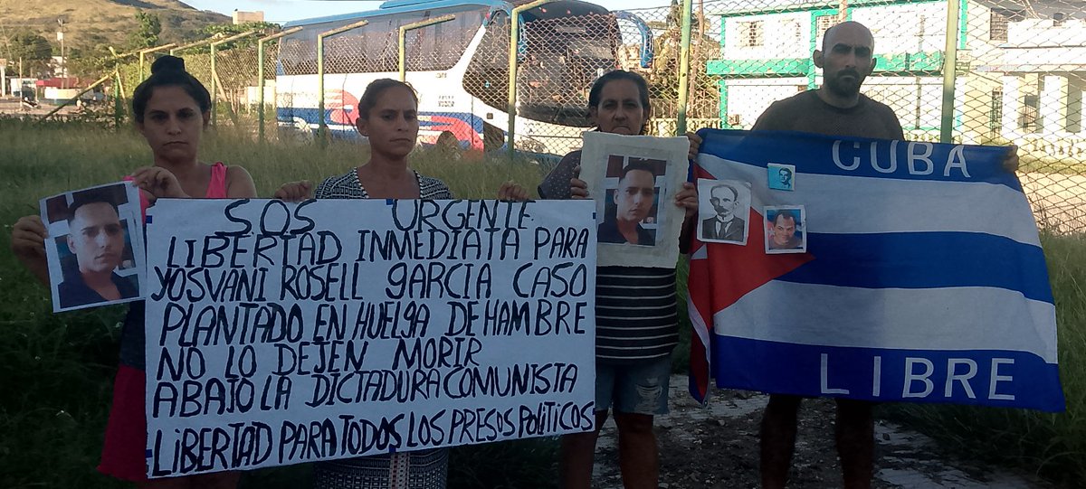 25/11/2025 #Cuba 

El Comando Olegario Charlot Spileta de #Holguin exige la Libertad de #Yosvany_Rosell_Garcia_Caso, #PresoPolitico que lleva 34 días Plantado en #Huelga_de_Hambre. 
¡ES INOCENTE! 
¡NO LO DEJEN MORIR! 
Es un Manifestante del #11JCuba, torturado por el comunismo.