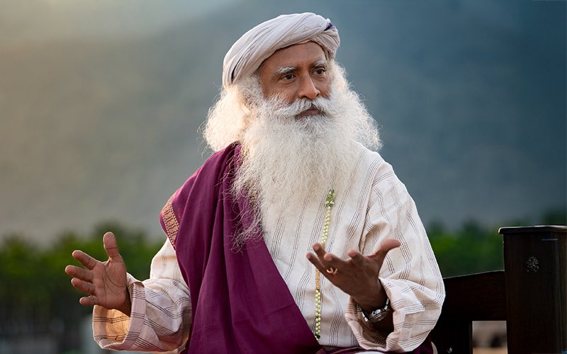 SadhguruJV's tweet image. If you think everyone is out to get you, you will become small. Trust is important. #SadhguruQuotes