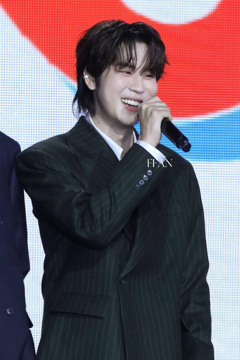 FFAN06221's tweet image. 🐷
@Prem_space 

BOUNPREM MAGIC VIBES
#GMMTV2026
#BounPrem 
#prem_space 
#PlanBtoU