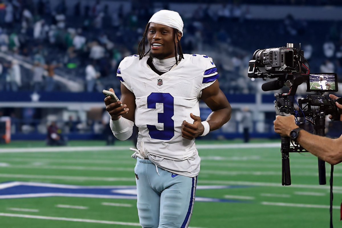 pheaglescentral's tweet image. “Weak a** philly fans. N****s known for sandwiches”

— George Pickens in a now deleted Instagram comment