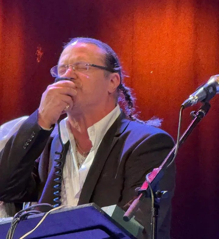 Mike 👏🏽👏🏽

📸: Tyler Roland 

#mikepatton #avettbrothers