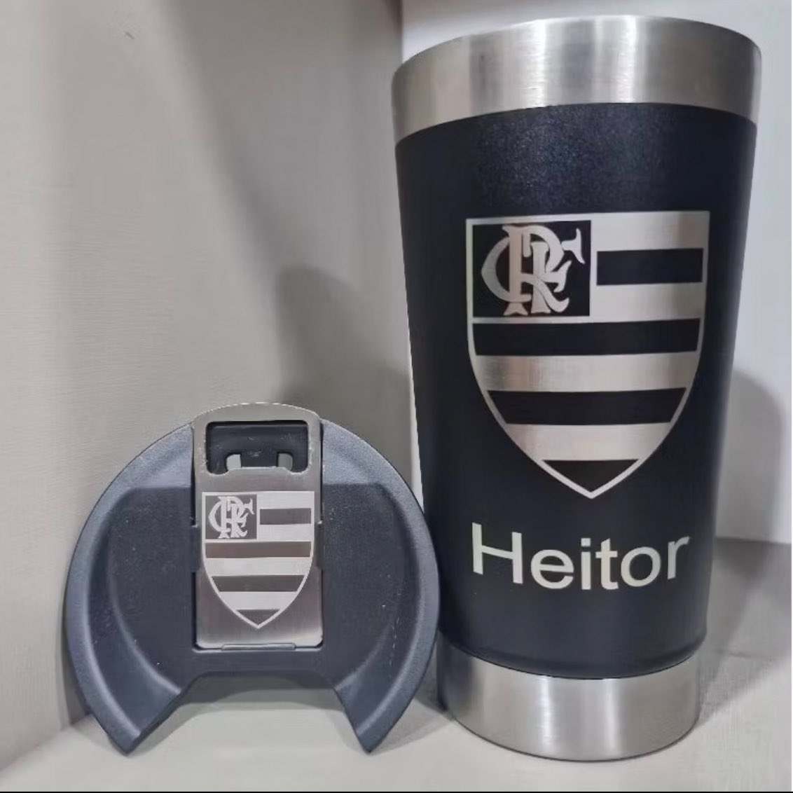 Anocaui's tweet photo. Apaixonada nesses copos do flamengo, ja vou comprar pra ver a gente sendo campeões tomando todas 😋😋

Tem aqui: https://t.co/4GH8CqUo3a

https://t.co/e9VnPWyShq https://t.co/0LRxUzmUW4