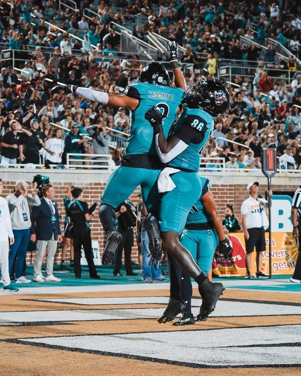 cranfordrodreon's tweet photo. I’ll be at Brooks Stadium this Saturday for a game day invite to watch @BallAtTheBeach Play The University Of James Madison 💙!! @CoachCParrott @LouatTheState @BDunnsports @KyleWSteinhoff @CCUCoachDrew @HartsvilleFb https://t.co/JHPnzK5GQ6