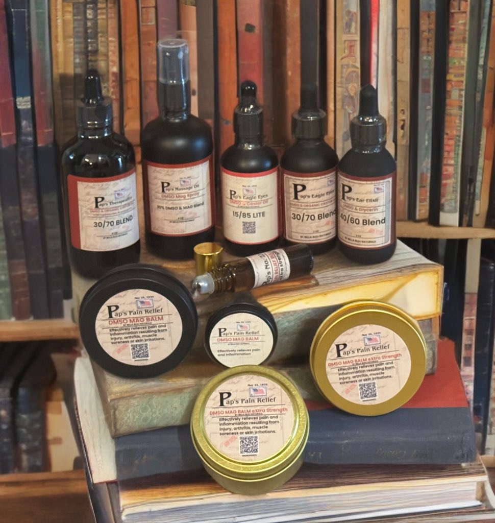 bbleunaturals's tweet image. Freebie Friday from BBN and @JohnDParody will be a surprise Holiday Gift Box. 🥰

Follow, Like, Share and Comment to win!  WHAT WILL IT BE???!!!

Maybe one of these???

@lastnunny @KaiLuke9052