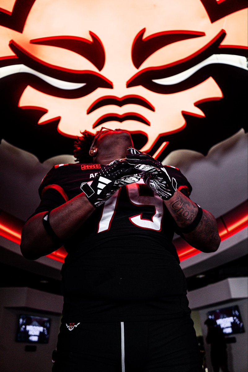 StevenMoore59's tweet image. #AGTG 100% Committed. LETS WORK #RedWolves
