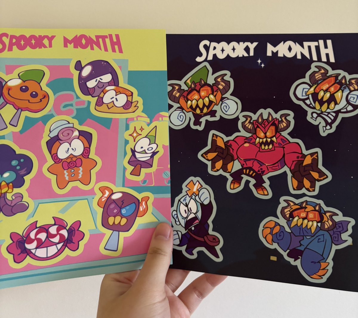 ITSNOTMOURN's tweet image. got my stickers!!  yay (*´꒳`*)♡
#spookymonth
