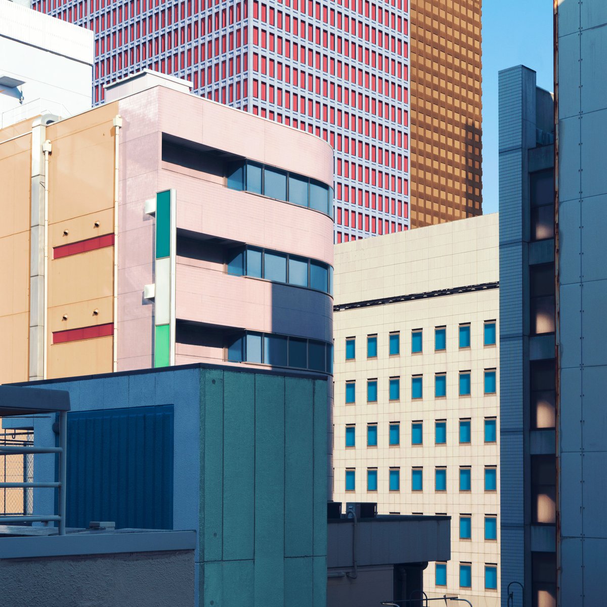 【詳細解禁🏙️🎶】

／
𝟮𝟬𝟮𝟲.𝟭.𝟵 Release
New Album“𝗧𝗢𝗪𝗡 𝗕𝗘𝗔𝗧”
＼

歌とギター(Remix)
ルームダンサー
素敵な夜
を含む全9曲収録！

syncokin OFFICIAL STORE限定で収録曲インストCD別途付属セットも◎
»starsmall.jp/shops/KIRINJI

☑️詳しくはこちら
kirinji-official.com/contents/10139…

(STAFF)