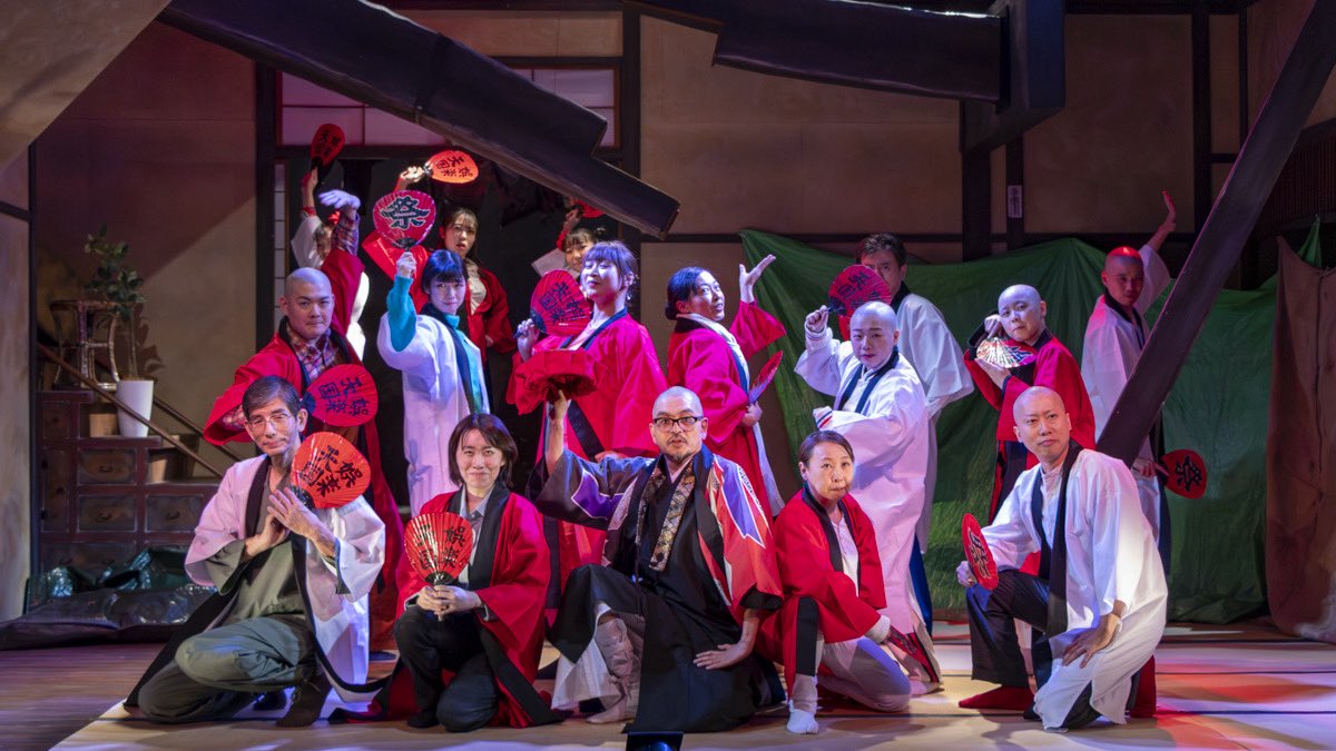 劇団娯楽天国第51回本公演
『お寺でポンポン‼︎』
終演いたしました。

多くのご来場と多大なるご支援を賜りましたこと、この場をお借りして厚く御礼申し上げます。
誠にありがとうございました。

更なる飛躍を目指し、今後も娯楽天国は精進して参ります。
どうぞ末永いご贔屓を御願い申し上げます。