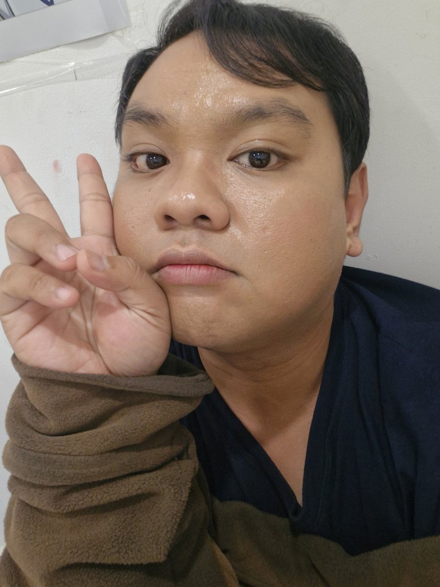eugene210499's tweet photo. Masih pagi, tapi dh ngantuk 😫😫 https://t.co/KxhskrHIFV