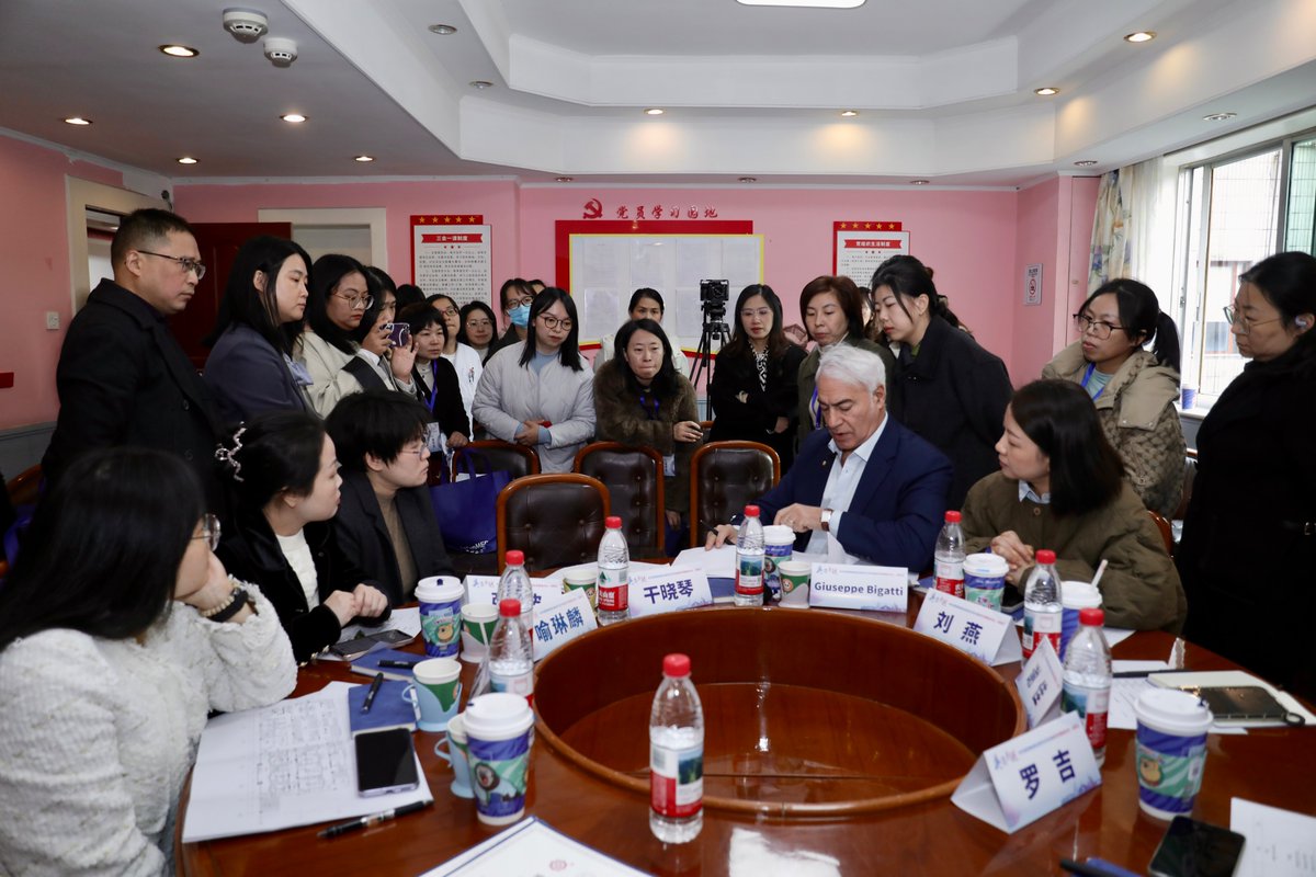 Giubigat's tweet photo. Yesterday in Chengdu I realised how much training with our technique is important. By looking to the great interest and by the several mistakes the new users are doing it is really mandatory to run courses to teach how to perform this new technique. https://t.co/GEt7o6TLyi