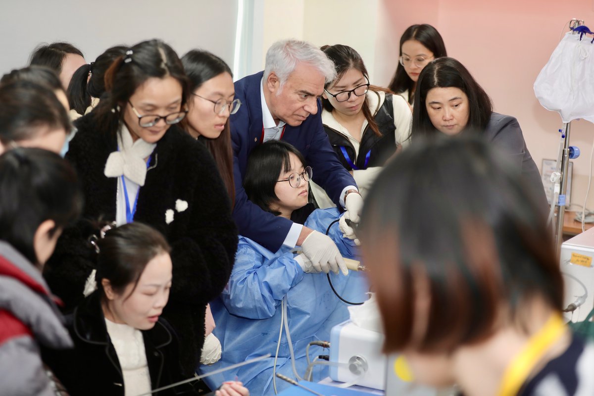 Giubigat's tweet photo. Yesterday in Chengdu I realised how much training with our technique is important. By looking to the great interest and by the several mistakes the new users are doing it is really mandatory to run courses to teach how to perform this new technique. https://t.co/GEt7o6TLyi