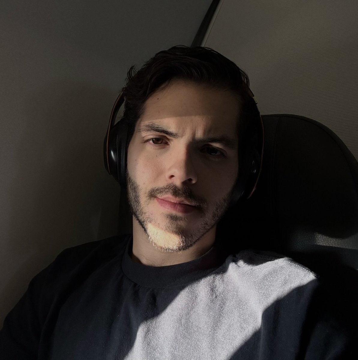 miguelaraizac's tweet image. yo y mi top 4 del 2025 hasta ahora :)