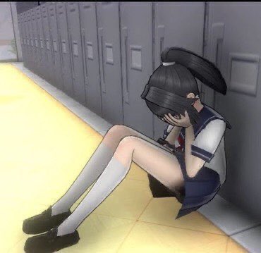 اشوف ستوريات اهلي الوجه كلها امطار وانا بجده