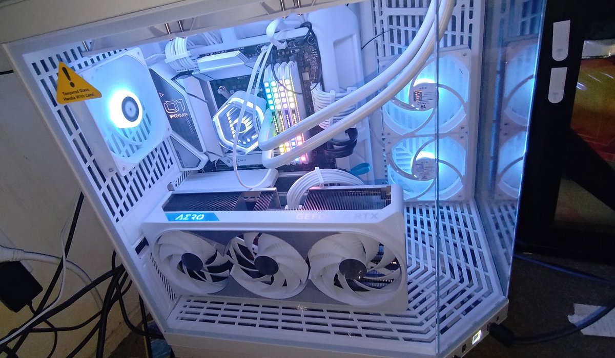 Frost_Champ tweet media