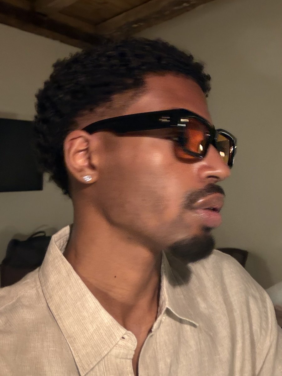 ٰ (@theluiswayy) on Twitter photo 