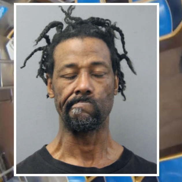 MarioNawfal's tweet image. 🚨🇺🇸 OPINION: IN CHICAGO, CRIME ISN’T “RACIST,” BUT LETTING CRIMINALS WALK FREE IS

Chicago is bleeding, and Mayor Brandon Johnson says the solution is not to incarcerate violent offenders… because doing so is “racist.”

This comes after a career felon, with over 40 prior…