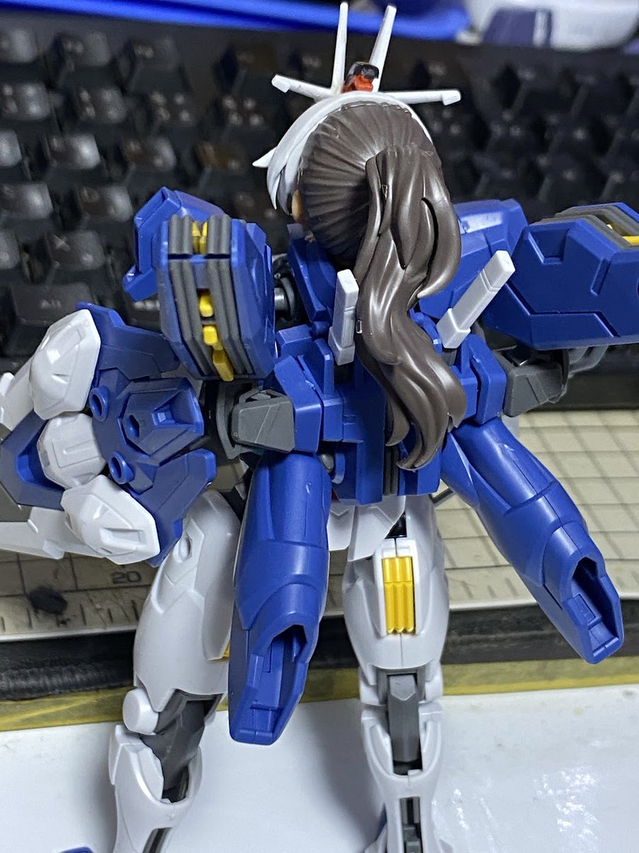 ayakanP's tweet image. エアリアル改修型。エアリアルシリーズは無加工で30MSの体が収められるから好き。( ´ω`)顔はスレッタのアイデカール。
#ガンプラ #30MS #MS少女