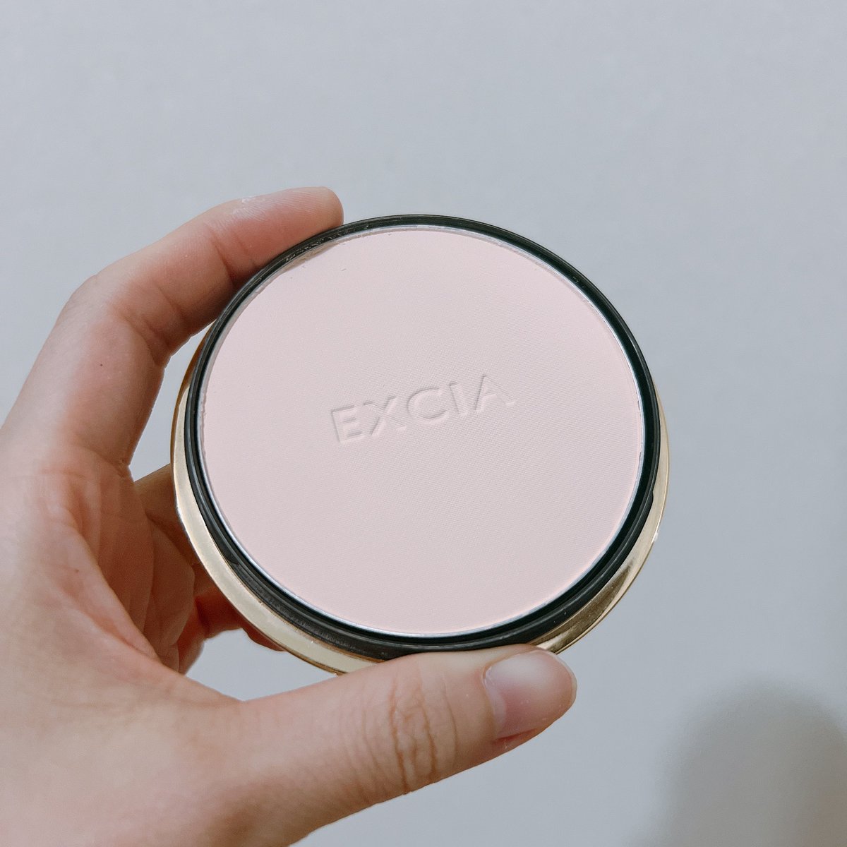 色々タッチアップしてもらって、最終的にエクシアのフェイスパウダー