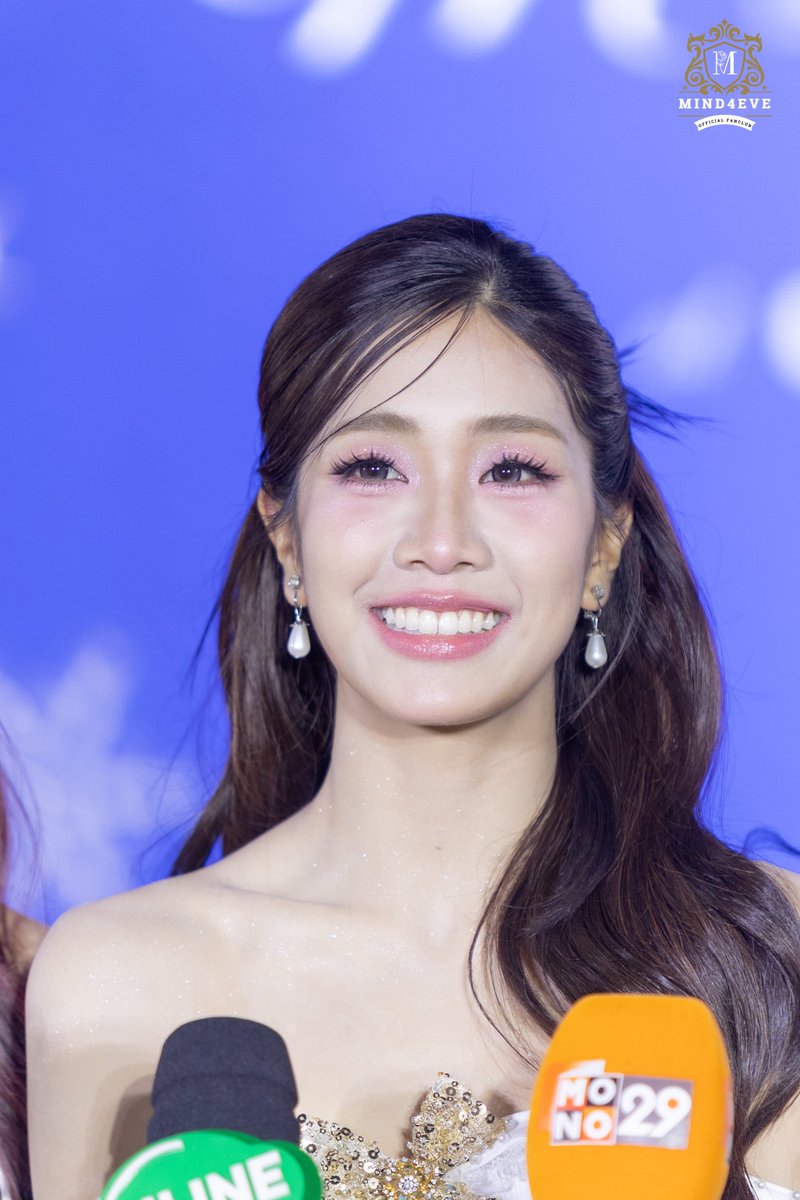 mind4eve_fans's tweet image. Mind4EVE at Disney The Magical Stars 2026 at centralwOrld 

-25 November 2025-

#CTWXmas2026x4EVE
#CentralPattanax4EVE 
#Mind4EVE #4EVE