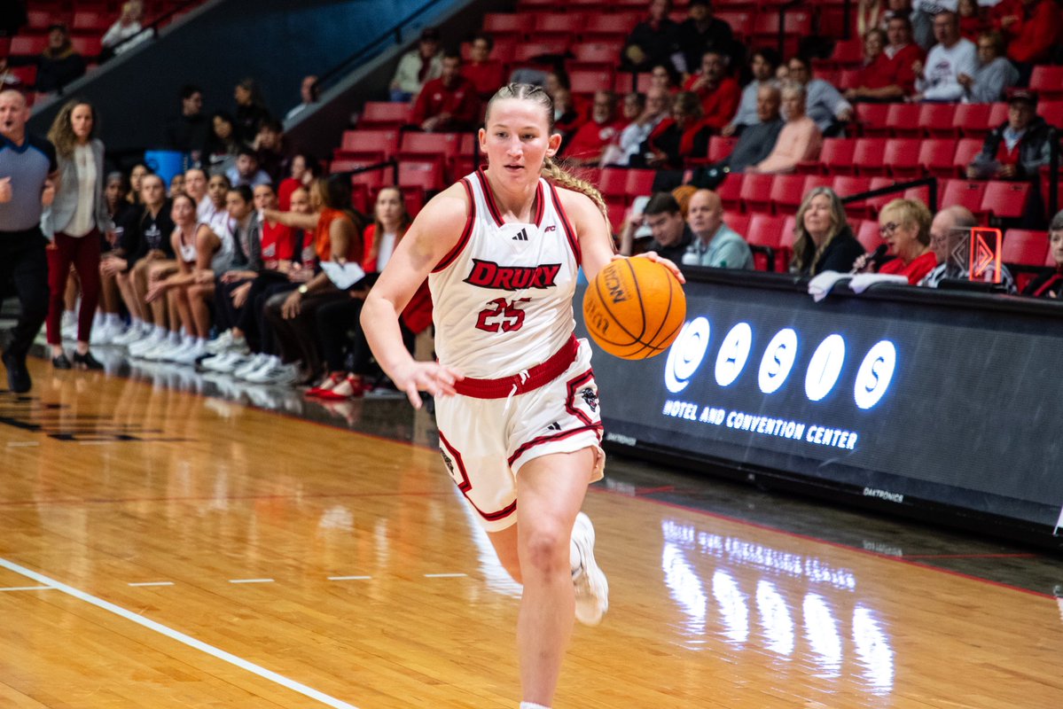 Game 1 of the Oasis Hotel and Convention Center Thanksgiving Classic ✅

#WonDrury | #CommitToIt