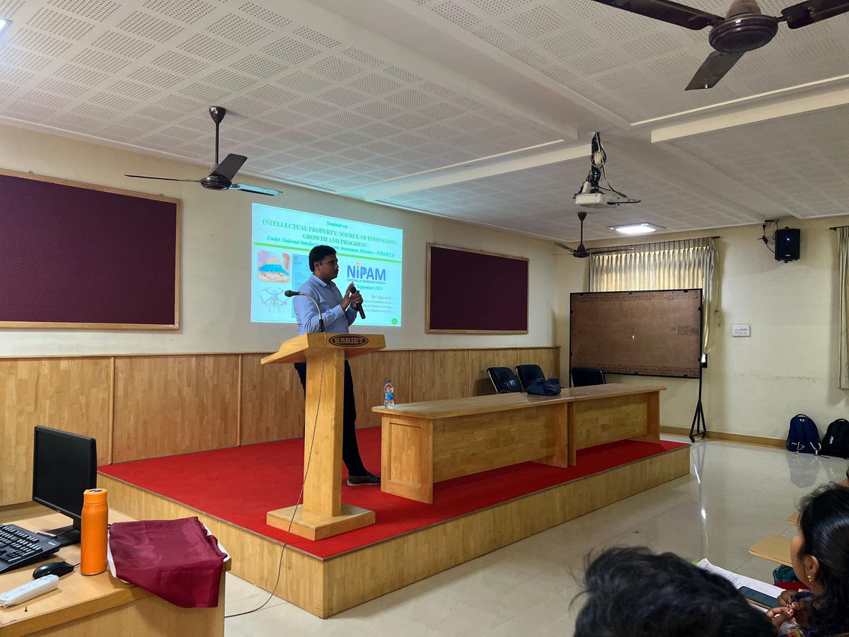 ksrceofficial's tweet image. K.S.R. College of Engineering, Centre for Innovation &amp;amp; Incubation, in association with the Institution’s Innovation Council, successfully organized a calendar event:

Awareness Workshop on “Entrepreneurship and Innovation”

Held on 22.11.2025
at Sapphire Hall.