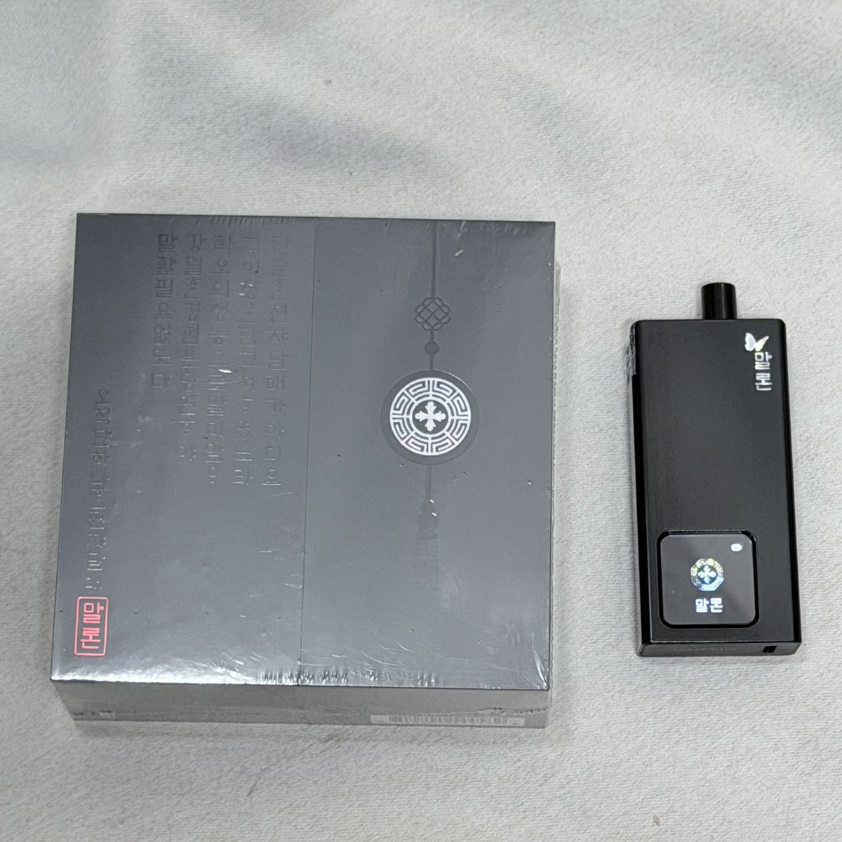 ⭐️ 팔로우 900명 이벤트 🌸

말론 꽃 한정판 2대 (두 명)
(이번에 꽃 에디션 수량 많이 잡아서
이벤트 진행하도록 하겠습니당)

-팔로우
-알티
-댓글

꼭 이 세가지 해주세요
( 댓글 다 확인합니다 😉)

#전담 #팔로우이벤트 #전자담배 #전담한정판
#말론한정판 #전담액상 #전담기기 #핑초전담