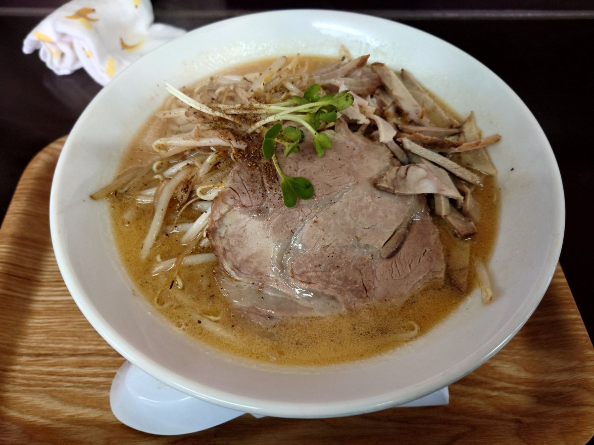 ideon1981's tweet photo. 昔ながらの味噌ラーメンって味でウマイ https://t.co/WxriNz34Dc