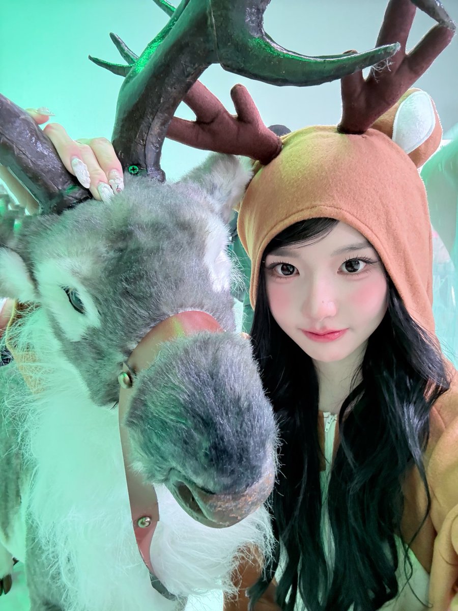 icallit15ve's tweet image. 251126 #신위 프롬